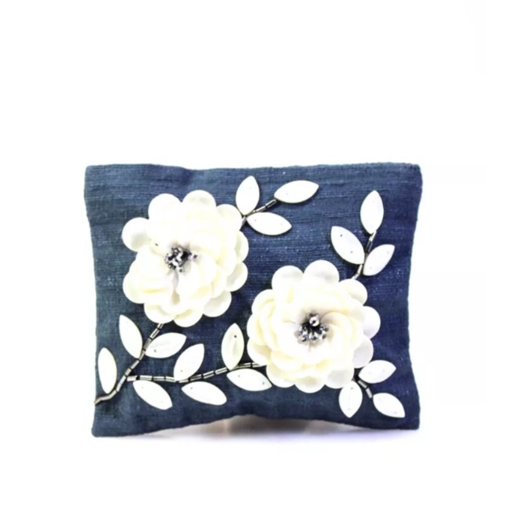 NWT MOYNA New York Floral Clutch (bridal)